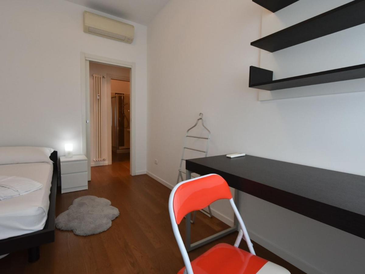 Apartment Corso Genova Apartment By Interhome Milão Exterior foto